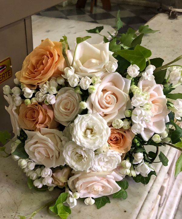 00018-bouquet8FAFAC64-151A-9984-11D2-D3521F848702.jpg
